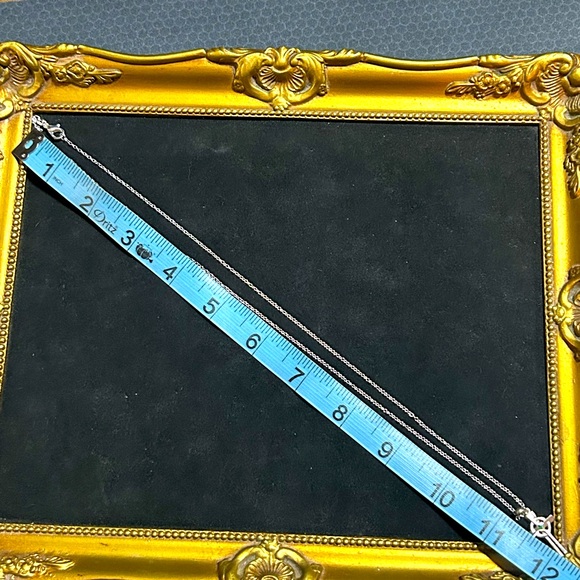 Sterling Silver Cross pendant with Green Crystal w/ sterling chain - Picture 3 of 4